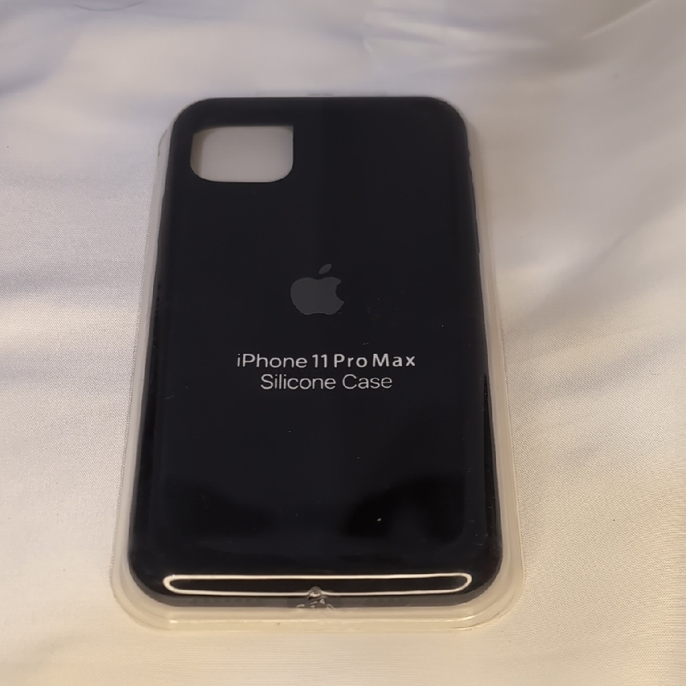 Apple iPhone 11 Pro Max Case - Midnight Black